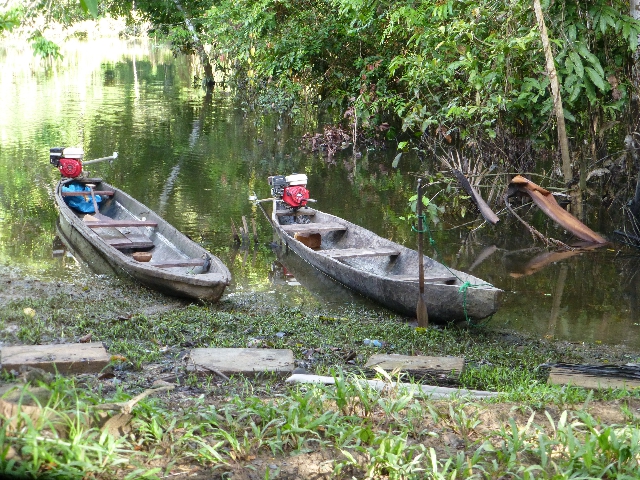 Pecka-peckas used for transportation
throughout Amazonas