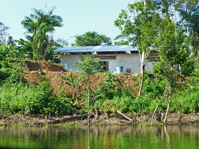 New Orosa Clinic being built by Project Amazonas. 
WiRED has provided a Community Health Education facility.